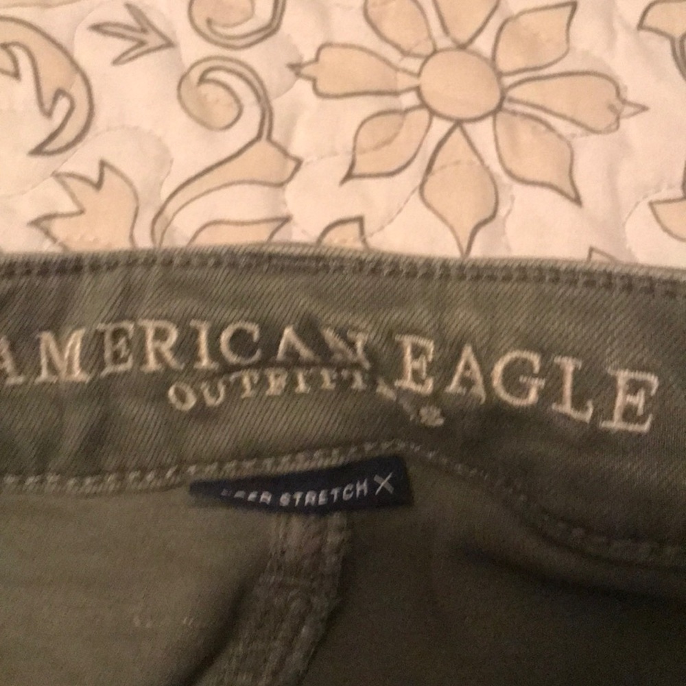 Distressed American eagle jeans - Picture 3 of 6